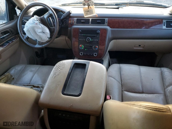 2012 Chevrolet Suburban LT with VIN 1GNSCJE09CR101110, listed as a Copart auction lot 83968484 with 0 mi miles and Salvage Title. Bid and sale history available at carsss.com. Image 8.