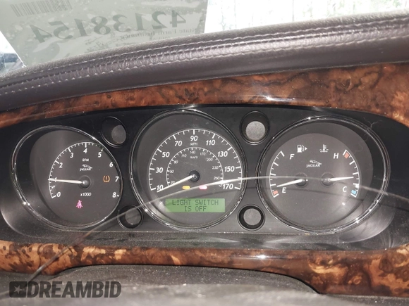 2009 Jaguar XJ 8 LWB with VIN SAJWA79B29SH31572, listed as a IAAI auction lot 42138154 with 147,500 mi miles and . Bid and sale history available at DreamBid. Image 15.
