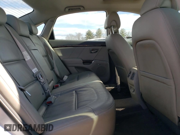 2011 Hyundai Azera Limited с VIN KMHFC4DFXBA530864, выставлен на аукционе Copart как лот 45673405 с пробегом 96 940 миль миль и Списание • Salvage title. История ставок и продаж доступна на DreamBid. Изображение 10.