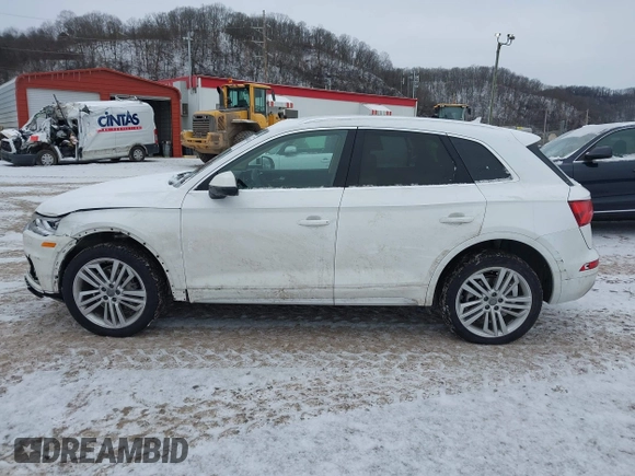 2018 Audi Q5 Prestige with VIN WA1CNAFY9J2171198, listed as a IAAI auction lot 41640282 with 37,208 mi miles. Bid and sale history available at carsss.com. Image 15.