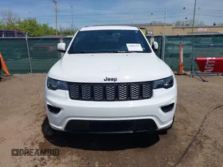 2019 Jeep Grand Cherokee Upland z VIN 1C4RJFAG9KC590235, wystawiony jako IAAI lot #42082226 z przebiegiem 78 384 mil mil oraz . Historia ofert i sprzedaży dostępna na DreamBid. Obrazek 12.