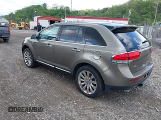 2012 Lincoln MKX with VIN 2LMDJ8JK4CBL11396, listed as a IAAI auction lot 42173631 with 184,597 mi miles and . Bid and sale history available at DreamBid. Image 3.