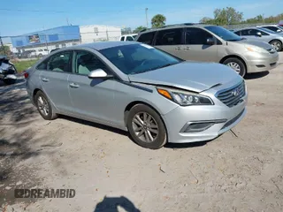 2016 Hyundai Sonata SE z VIN 5NPE24AFXGH363428, wystawiony jako IAAI lot #41698304 z przebiegiem 174 700 mil mil oraz . Historia ofert i sprzedaży dostępna na DreamBid. Obrazek 1.