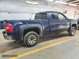 2008 Chevrolet Silverado 1500 LT w/1LT with VIN 2GCEC19C781245054, listed as a Copart auction lot 85359034 with 351,887 mi miles and Clean Title. Bid and sale history available at carsss.com. Image 3.
