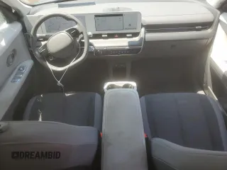 2024 Hyundai Ioniq 5 SE z VIN KM8KMDDF9RU330563, wystawiony jako Copart lot #59802775 z przebiegiem 7 689 mil mil oraz Szkoda całkowita • Salvage title. Historia ofert i sprzedaży dostępna na DreamBid. Obrazek 8.