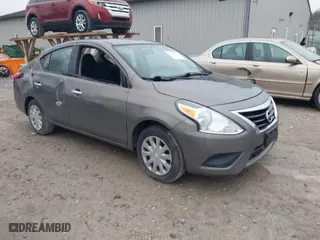 2017 Nissan Versa Sedan SV with VIN 3N1CN7AP5HK442878, listed as a IAAI auction lot 41911712 with 121,013 mi miles. Bid and sale history available at carsss.com. Image 1.