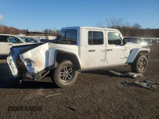 2024 Jeep Gladiator Mojave X с VIN 1C6JJTEGXRL105351, выставлен на аукционе Copart как лот 84422724 с пробегом 13 998 миль миль и Списание • Salvage title. История ставок и продаж доступна на DreamBid. Изображение 3.