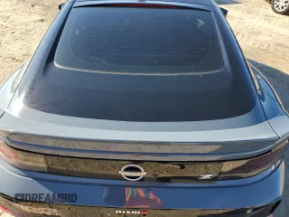 2024 Nissan Z Nismo z VIN JN1BZ4CH0RM360854, wystawiony jako Copart lot #80333234 z przebiegiem 24 237 mil mil oraz Szkody całkowita. Historia ofert i sprzedaży dostępna na DreamBid. Obrazek 11.
