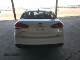 2018 Kia Forte LX with VIN 3KPFL4A72JE267010, listed as a Copart auction lot 78041944 with 122,185 mi miles and Salvage Title. Bid and sale history available at carsss.com. Image 6.