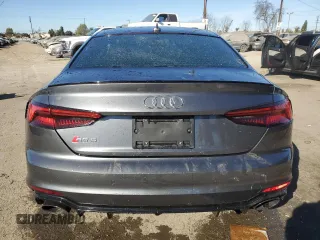 2018 Audi RS 5 z VIN WUAPWAF50JA903821, wystawiony jako Copart lot #42040965 z przebiegiem Nie podano mil oraz Szkoda całkowita • Salvage title. Historia ofert i sprzedaży dostępna na DreamBid. Obrazek 6.