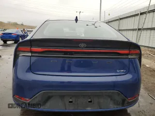 2023 Toyota Prius LE z VIN JTDACAAU1P3007891, wystawiony jako Copart lot #54724345 z przebiegiem 17 775 mil mil oraz Szkoda całkowita • Salvage title. Historia ofert i sprzedaży dostępna na DreamBid. Obrazek 6.