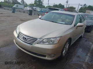 2011 Lexus ES with VIN JTHBK1EG3B2464159, listed as a IAAI auction lot 42040651 with 162,261 mi miles. Bid and sale history available at carsss.com. Image 19.