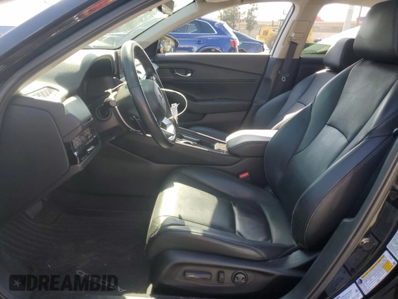 2024 Honda Accord Touring z VIN 1HGCY2F86RA010166, wystawiony jako Copart lot #54626525 z przebiegiem 43 472 mil mil oraz Szkoda całkowita • Salvage title. Historia ofert i sprzedaży dostępna na DreamBid. Obrazek 7.