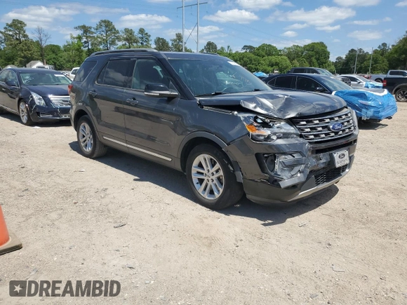 2017 Ford Explorer XLT with VIN 1FM5K7D82HGC44949, listed as a Copart auction lot 53078505 with 84,807 mi miles and Salvage Title. Bid and sale history available at carsss.com. Image 4.