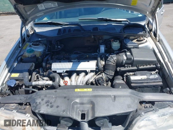 1999 Volvo S70 z VIN YV1LS55A0X2597598, wystawiony jako IAAI lot #42249040 z przebiegiem 280 390 mil mil oraz . Historia ofert i sprzedaży dostępna na DreamBid. Obrazek 10.
