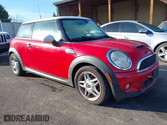 2010 MINI Hardtop S with VIN WMWMF7C50ATZ69911, listed as a IAAI auction lot 41393076 with 94,891 mi miles and . Bid and sale history available at DreamBid. Image 1.