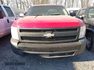 2007 Chevrolet Silverado 1500 LT w/1LT with VIN 2GCEC19C071573513, listed as a IAAI auction lot 41638275 with 110,062 mi miles. Bid and sale history available at carsss.com. Image 6.