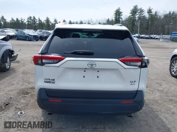 2019 Toyota RAV4 XLE with VIN JTMP1RFV7KD521148, listed as a IAAI auction lot 41884793 with 19,590 mi miles. Bid and sale history available at carsss.com. Image 16.