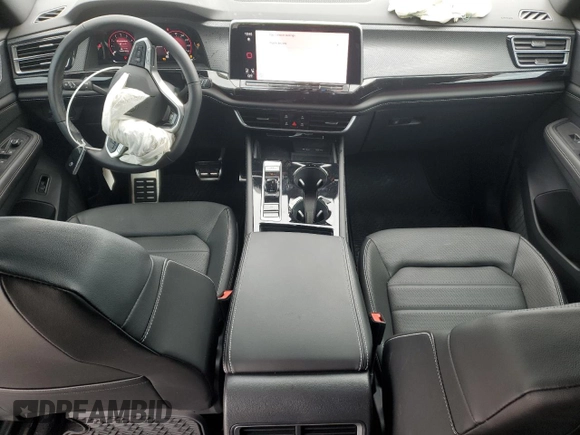 2024 Volkswagen Atlas SEL R-Line with VIN 1V2AE2CA5RC235798, listed as a Copart auction lot 46347495 with 1,306 mi miles and Salvage title. Bid and sale history available at DreamBid. Image 8.
