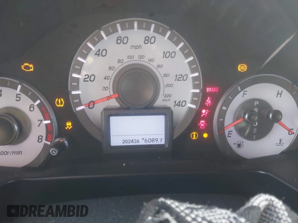 2014 Honda Pilot Touring with VIN 5FNYF4H96EB027336, listed as a IAAI auction lot 41882333 with 202,426 mi miles and . Bid and sale history available at carsss.com. Image 7.