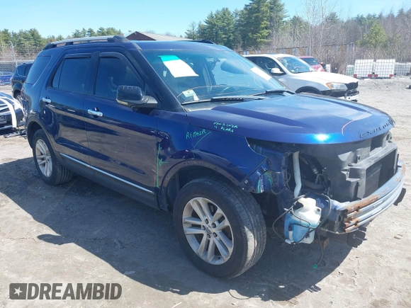 2011 Ford Explorer XLT with VIN 1FMHK8D82BGA29212, listed as a IAAI auction lot 42033218 with 197,999 mi miles and . Bid and sale history available at carsss.com. Image 1.