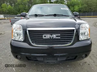 2013 GMC Yukon XL SLT z VIN 1GKS2KE75DR331103, wystawiony jako Copart lot #55884055 z przebiegiem 199 485 mil mil oraz Czysty tytuł • Clean title. Historia ofert i sprzedaży dostępna na DreamBid. Obrazek 5.