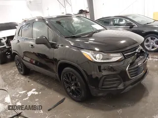 2022 Chevrolet Trax LT with VIN KL7CJPSM1NB523989, listed as a IAAI auction lot 41892171 with 44,238 mi miles and . Bid and sale history available at DreamBid. Image 1.