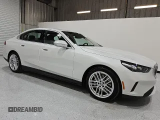 2024 BMW 5 Series 530i with VIN WBA43FJ00RCR68294, listed as a Copart auction lot 54630015 with 27,879 mi miles and Clean Title. Bid and sale history available at carsss.com. Image 4.