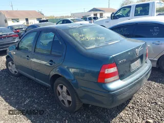 2001 Volkswagen Jetta с VIN 3VWSC29M51M052365, выставлен на аукционе IAAI как лот 42159956 с пробегом Не указан миль и . История ставок и продаж доступна на DreamBid. Изображение 3.