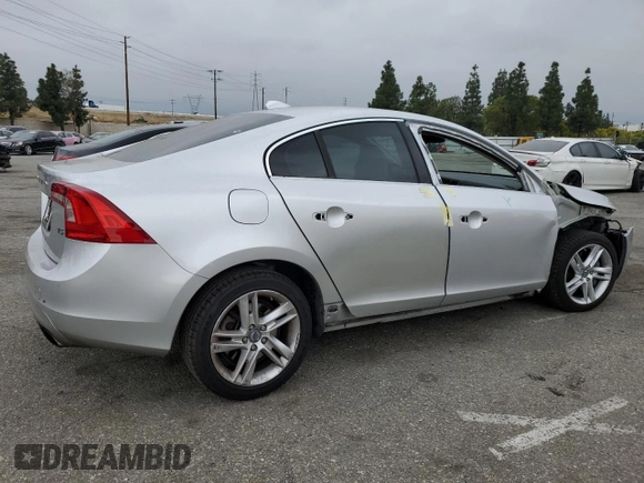 2014 Volvo S60 T5 with VIN YV1612FS4E1292856, listed as a Copart auction lot 50951795 with 121,283 mi miles and Salvage Title. Bid and sale history available at carsss.com. Image 3.