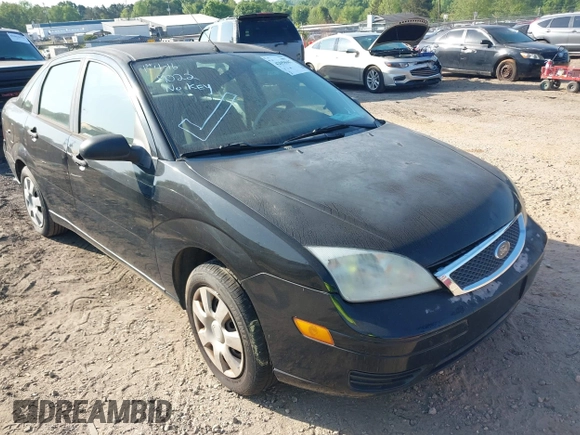2006 Ford Focus S with VIN 1FAFP34N56W183310, listed as a IAAI auction lot 42058667 with 149,725 mi miles and . Bid and sale history available at carsss.com. Image 1.