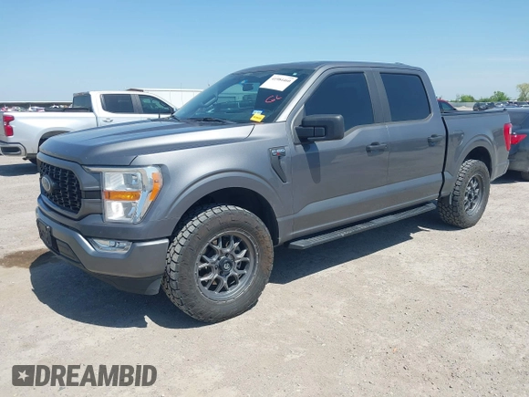 2021 Ford F-150 XL z VIN 1FTEW1CP3MKD15193, wystawiony jako IAAI lot #41984460 z przebiegiem 74 202 mil mil oraz . Historia ofert i sprzedaży dostępna na DreamBid. Obrazek 2.