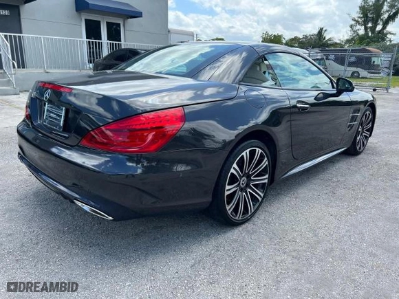 2019 Mercedes-Benz SL with VIN WDDJK6GA7KF058466, listed as a Copart auction lot 52242815 with 7,945 mi miles and Non Repairable. Bid and sale history available at carsss.com. Image 3.