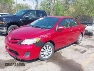 2012 Toyota Corolla L with VIN 2T1BU4EE3CC800424, listed as a IAAI auction lot 42071780 with 204,196 mi miles. Bid and sale history available at carsss.com. Image 2.