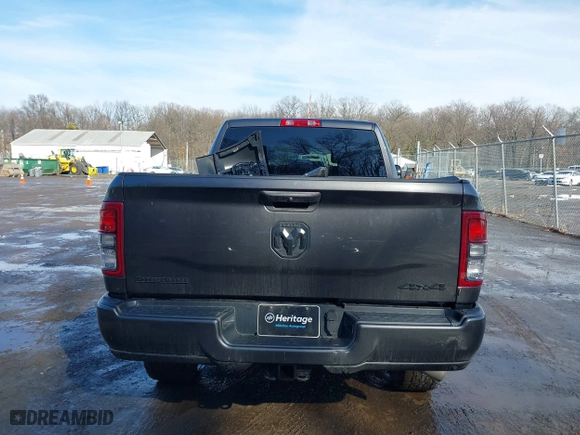 2019 Ram 2500 Big Horn with VIN 3C6UR5DJ9KG711726, listed as a IAAI auction lot 41559314 with 86,699 mi miles. Bid and sale history available at carsss.com. Image 16.