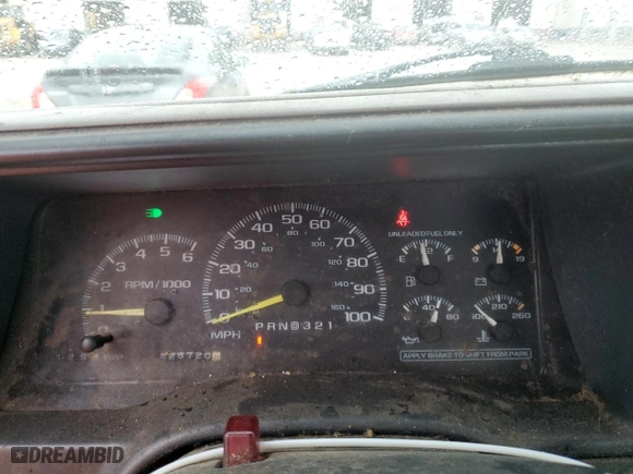 2000 Chevrolet C/K 3500 with VIN 1GCGC34RXYR203419, listed as a Copart auction lot 72432214 with NaN miles and Salvage Title. Bid and sale history available at carsss.com. Image 9.