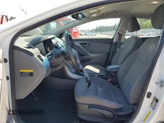 2016 Hyundai Elantra SE z VIN 5NPDH4AE1GH769874, wystawiony jako Copart lot #62957465 z przebiegiem 190 006 mil mil oraz Szkoda całkowita • Salvage title. Historia ofert i sprzedaży dostępna na DreamBid. Obrazek 7.
