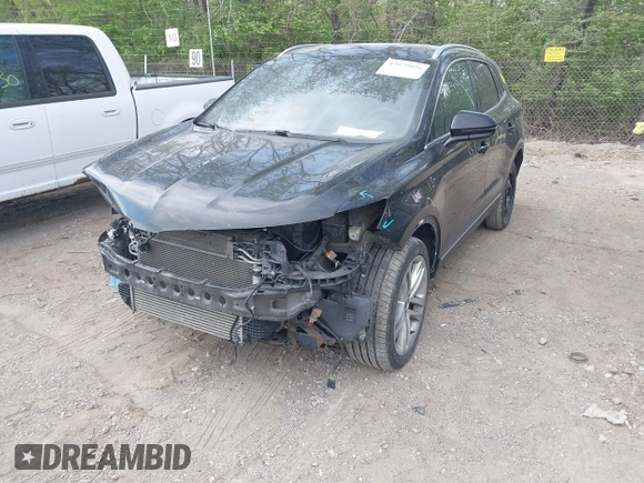 2017 Lincoln MKC Reserve with VIN 5LMCJ3D96HUL16195, listed as a IAAI auction lot 42079976 with 129,818 mi miles and . Bid and sale history available at DreamBid. Image 2.