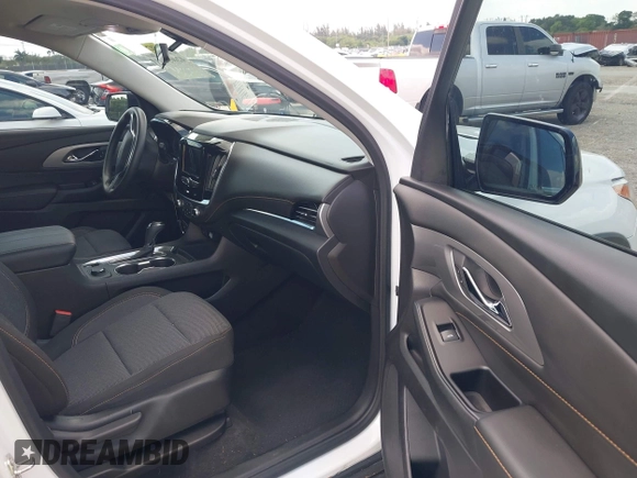 2020 Chevrolet Traverse LS with VIN 1GNERFKW5LJ126120, listed as a IAAI auction lot 42003108 with 30,420 mi miles. Bid and sale history available at carsss.com. Image 5.