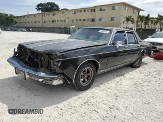 1985 Oldsmobile 88 z VIN 1G3BV69Y1FY384631, wystawiony jako Copart lot #43389795 z przebiegiem 180 641 mil mil oraz Szkoda całkowita • Salvage title. Historia ofert i sprzedaży dostępna na DreamBid. Obrazek 1.