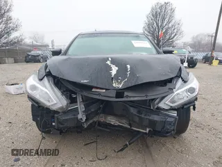 2016 Nissan Altima SR with VIN 1N4BL3AP6GC131204, listed as a IAAI auction lot 41091612 with 114,239 mi miles and . Bid and sale history available at carsss.com. Image 6.