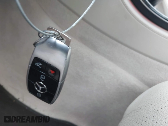 2017 Mercedes-Benz E 300 Luxury with VIN WDDZF4KB5HA187761, listed as a IAAI auction lot 42473454 with 57,031 mi miles and . Bid and sale history available at DreamBid. Image 11.