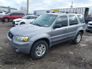 2007 Ford Escape Limited with VIN 1FMCU94147KB59008, listed as a IAAI auction lot 41751991 with 162,907 mi miles. Bid and sale history available at carsss.com. Image 2.