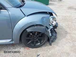 2019 Volkswagen Beetle S with VIN 3VW5DAAT2KM508489, listed as a IAAI auction lot 42539059 with Not provided miles and . Bid and sale history available at DreamBid. Image 19.