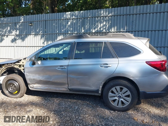 2018 Subaru Outback Premium z VIN 4S4BSAHC5J3279383, wystawiony jako IAAI lot #39827535 z przebiegiem 82 591 mil mil oraz . Historia ofert i sprzedaży dostępna na DreamBid. Obrazek 14.