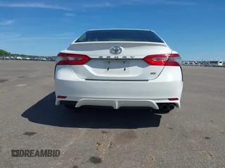 2018 Toyota Camry LE z VIN JTNB11HK2J3048094, wystawiony jako IAAI lot #42331953 z przebiegiem 239 000 mil mil oraz . Historia ofert i sprzedaży dostępna na DreamBid. Obrazek 15.