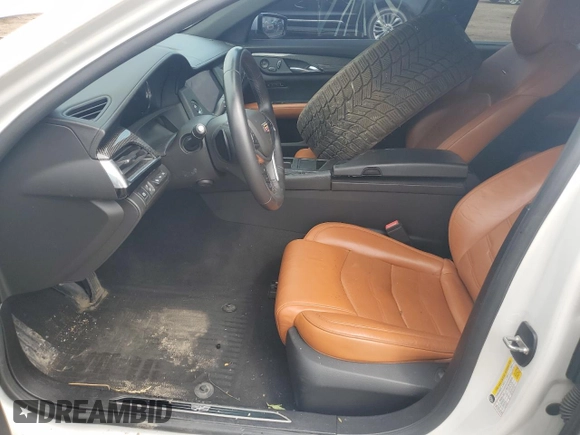 2017 Cadillac CT6 Premium Luxury AWD z VIN 1G6KF5RSXHU177641, wystawiony jako Copart lot #65223895 z przebiegiem 52 825 mil mil oraz Szkoda całkowita • Salvage title. Historia ofert i sprzedaży dostępna na DreamBid. Obrazek 7.