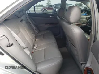 2005 Toyota Camry LE with VIN JTDBF32K450164320, listed as a Copart auction lot 53370805 with 233,932 mi miles and Salvage Title. Bid and sale history available at DreamBid. Image 10.