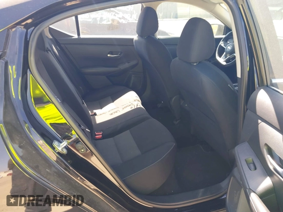 2020 Nissan Sentra SV with VIN 3N1AB8CV7LY255830, listed as a IAAI auction lot 41786362 with 36,686 mi miles and . Bid and sale history available at DreamBid. Image 8.