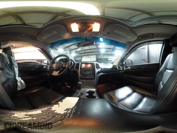 2013 Jeep Grand Cherokee Laredo with VIN 1C4RJFAG9DC532919, listed as a IAAI auction lot 40918828 with 140,093 mi miles. Bid and sale history available at carsss.com. Image 20.